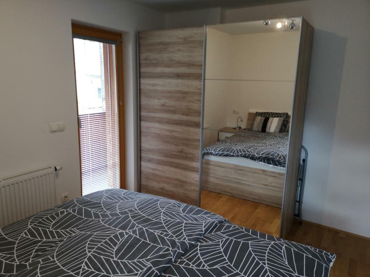 מויסטראנה Apartma Lucijana מראה חיצוני תמונה